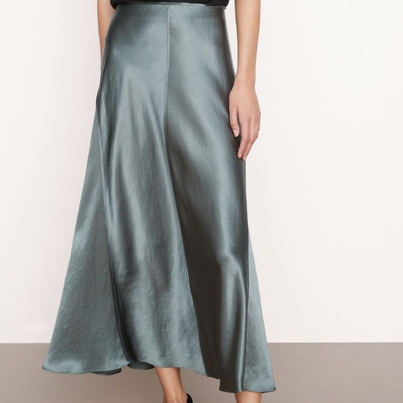 Vince Dresses & Skirts - VINCE Purl Edge Paneled  Slip skirt new XS Deep Aegean